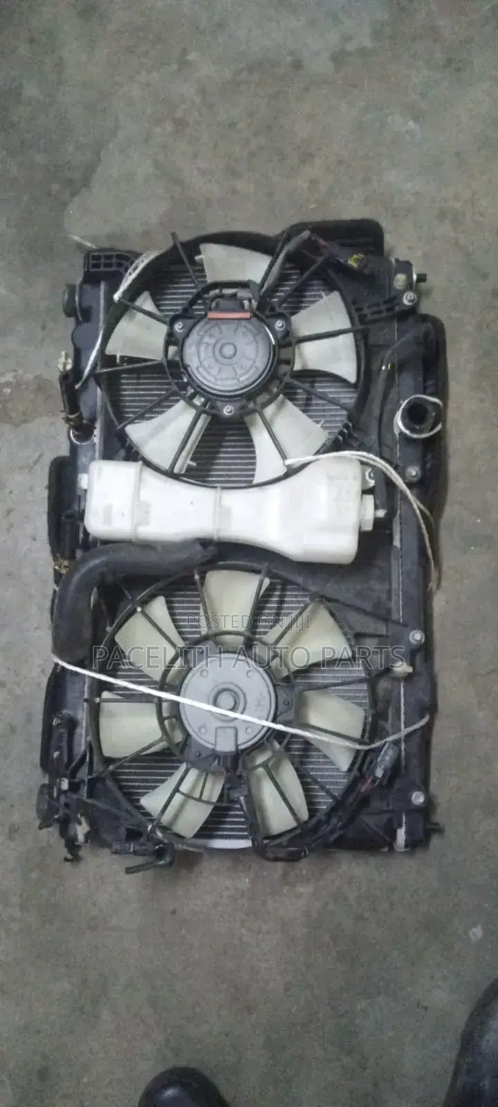 Radiator Honda Fit 2013 Hybrid With Fan