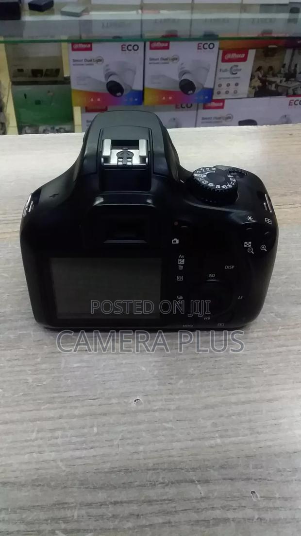Canon DSLR Camera - thumbnail 2