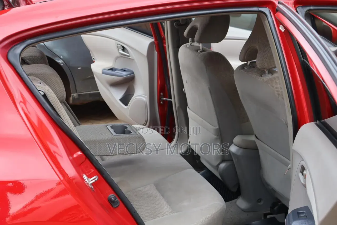 Honda Insight 2010 Red