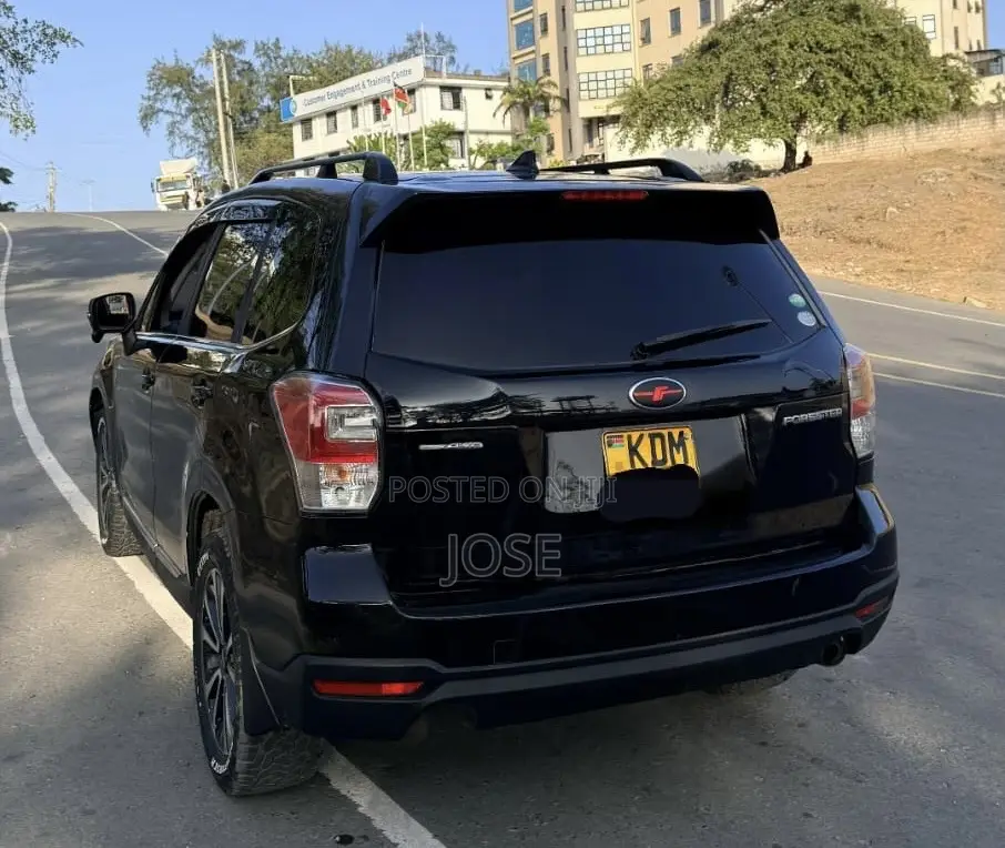 Subaru Forester 2017 Black