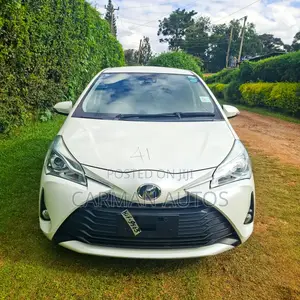 Toyota Vitz 1.0 FWD 5dr 2019 White