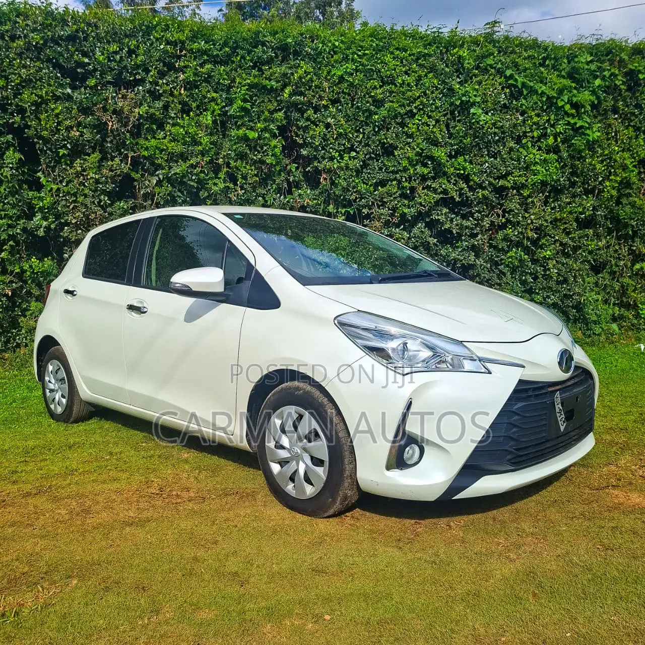 Toyota Vitz 1.0 FWD 5dr 2019 White