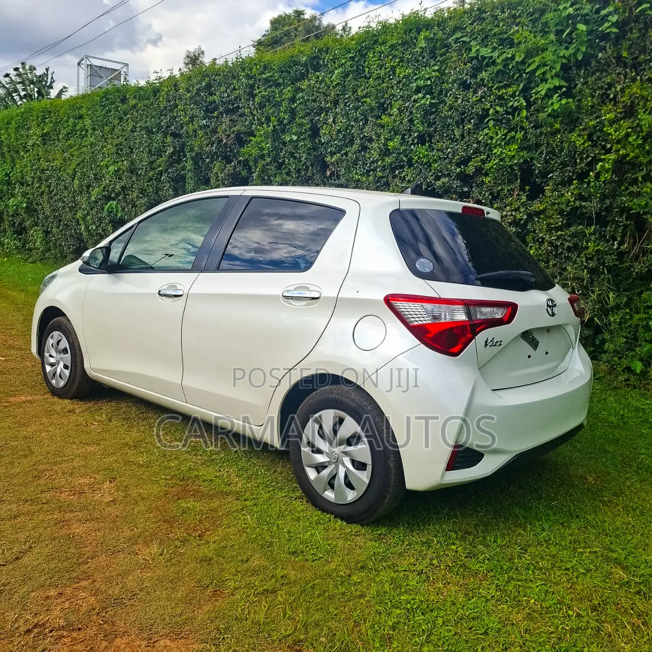Toyota Vitz 1.0 FWD 5dr 2019 White