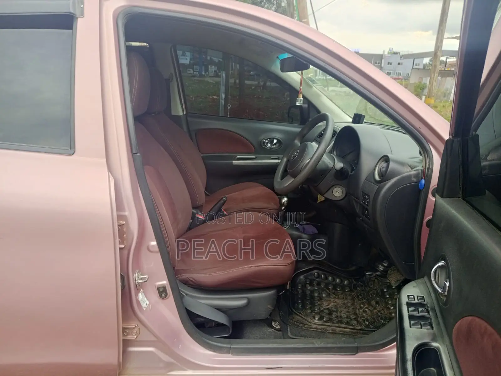 Nissan March 2015 Red