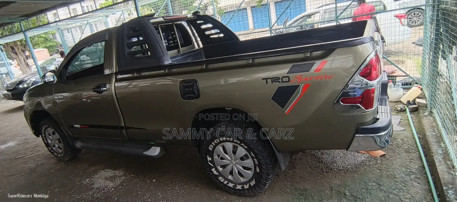 Toyota Hilux 2015 Green