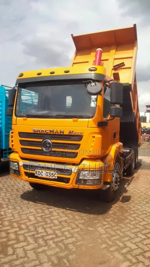 Bus 2021 Orange