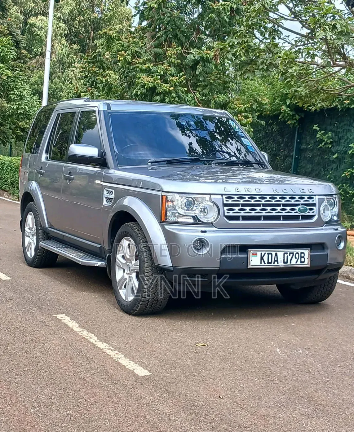 Land Rover Discovery 2013 Gray