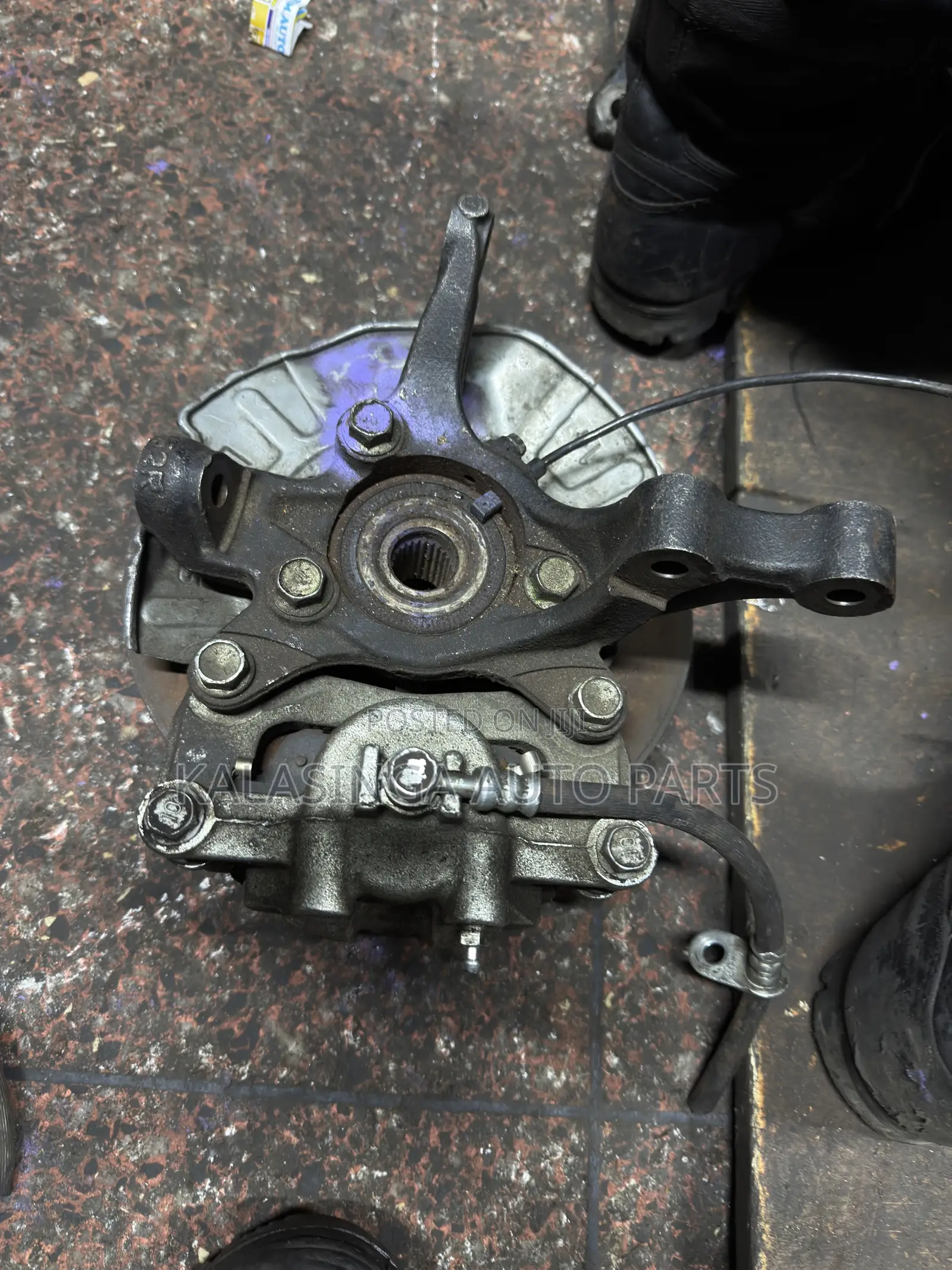 Demio 2015 Front Hub