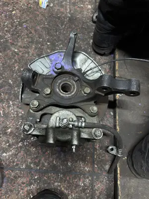 Demio 2015 Front Hub