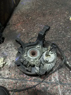 Demio 2015 Front Hub