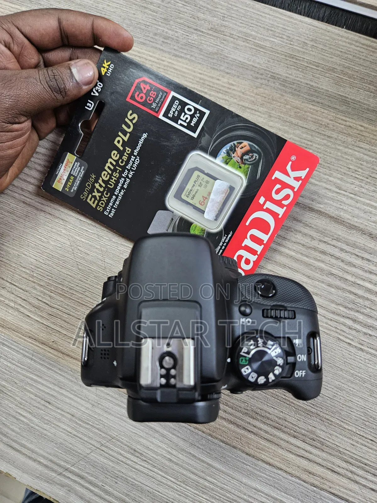 Canon Sl1 Body, Charger , Battery and 64gb Card. 56 Shutter Count*