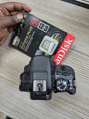 Canon Sl1 Body, Charger , Battery and 64gb Card. 56 Shutter Count*