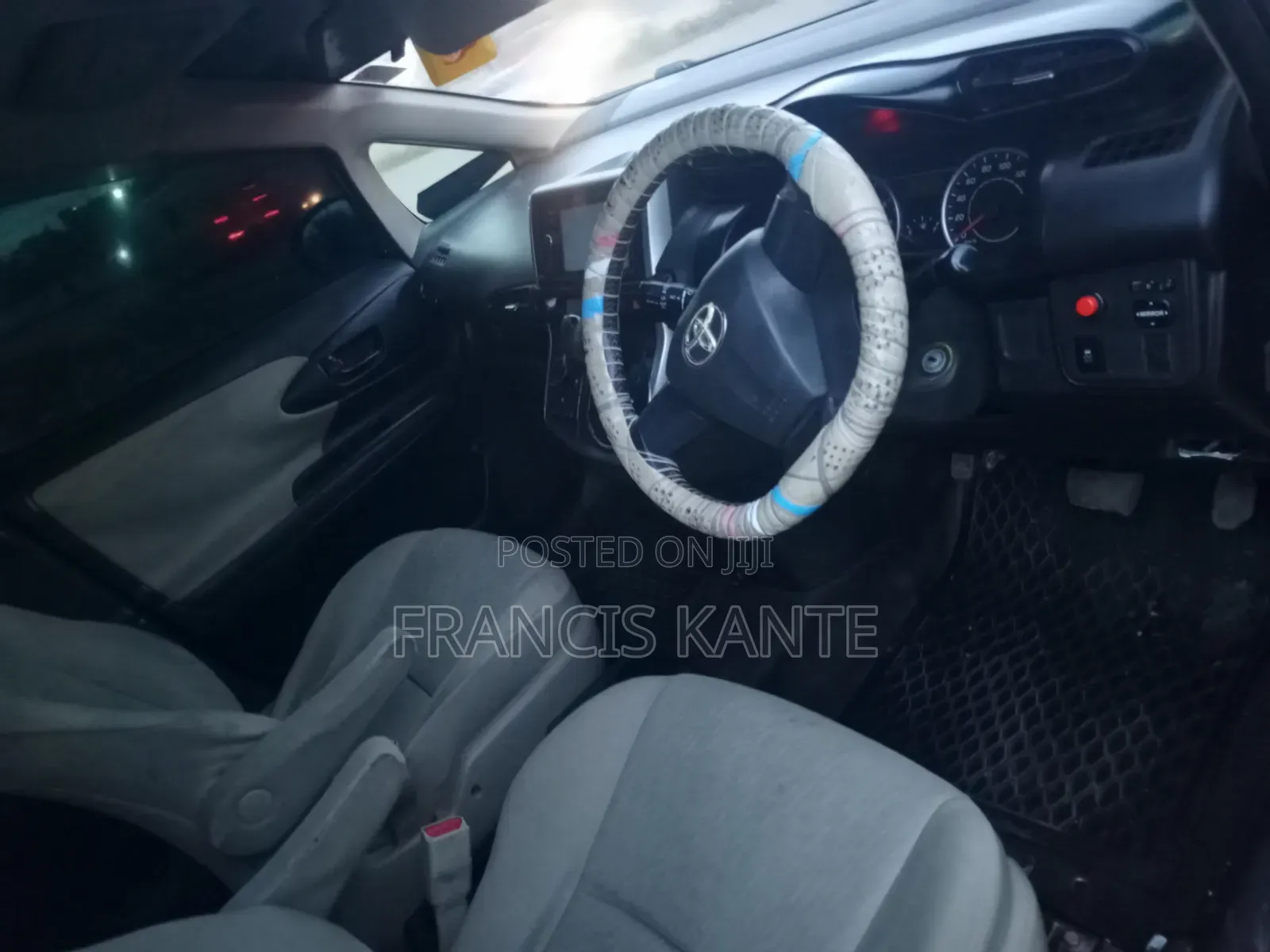 Toyota Wish 2010 Silver