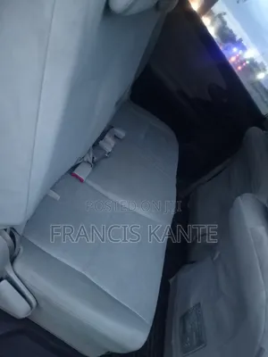 Toyota Wish 2010 Silver
