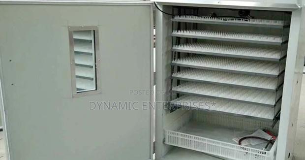 1056 Automatic Egg Incubator