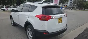 Toyota RAV4 2014 White
