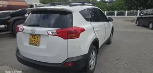 Toyota RAV4 2014 White