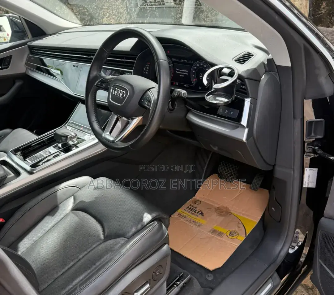 Audi Q8 3.0T Premium AWD quattro 2019 Black