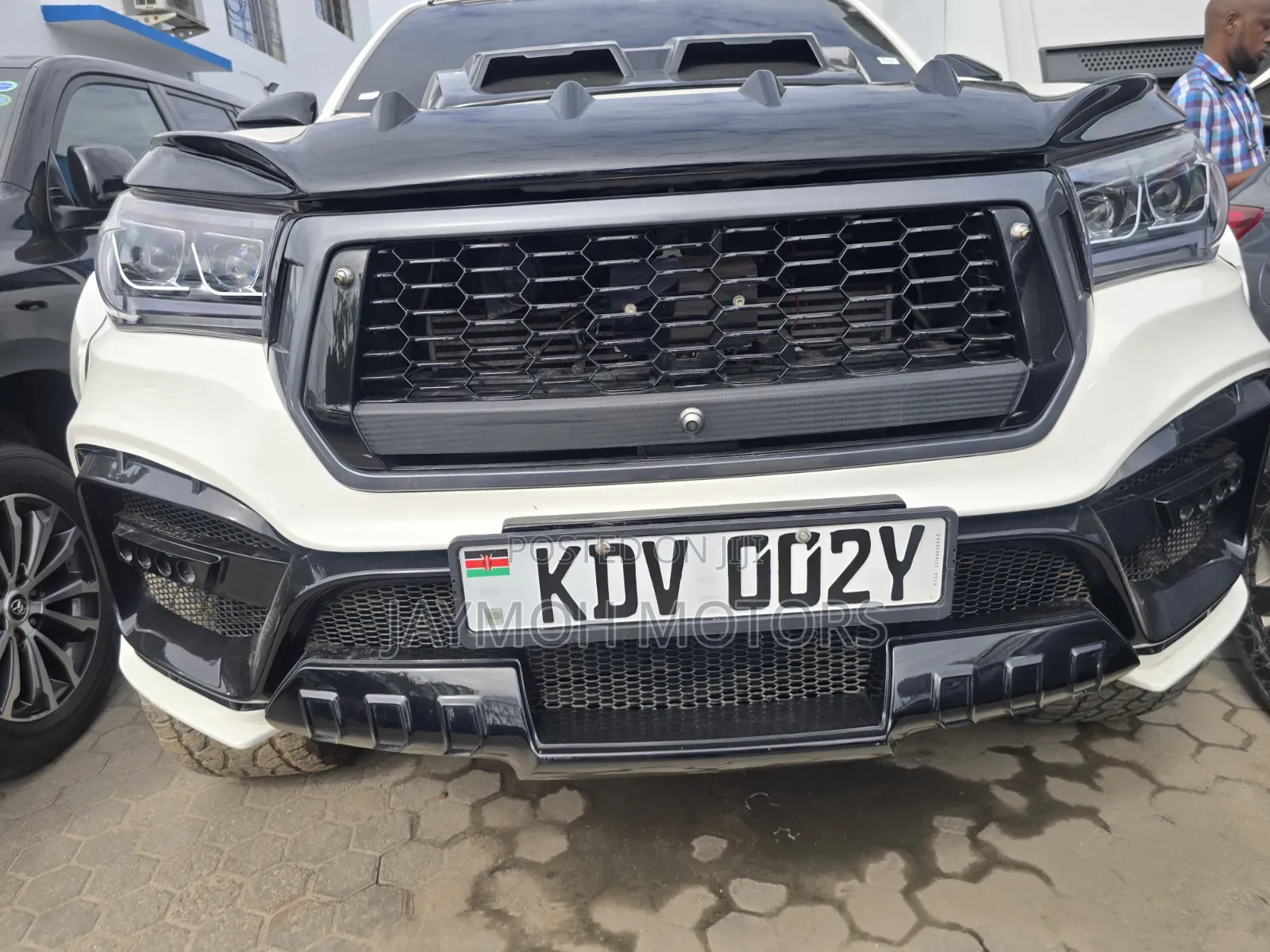 Toyota Hilux 2019 White