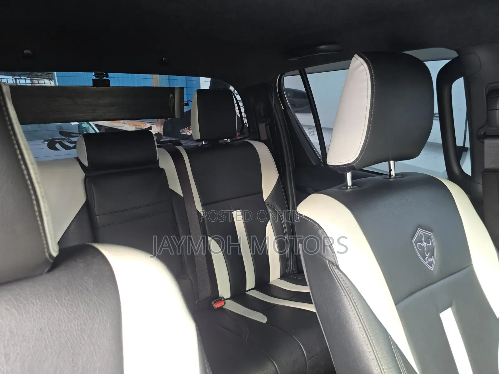 Toyota Hilux 2019 White