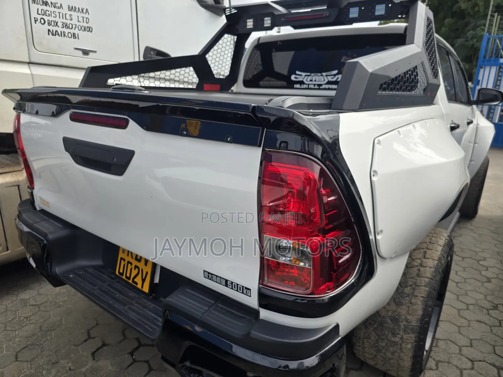 Toyota Hilux 2019 White