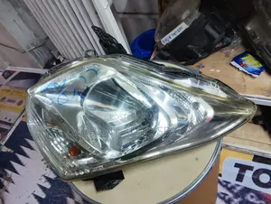 Suzuki Wagon R Headlights