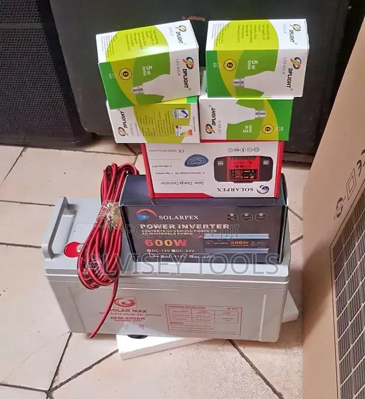 Solarmax Battery, Inverter and Controller