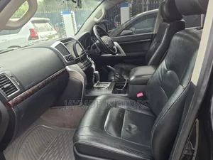 Toyota Land Cruiser 2015 Black