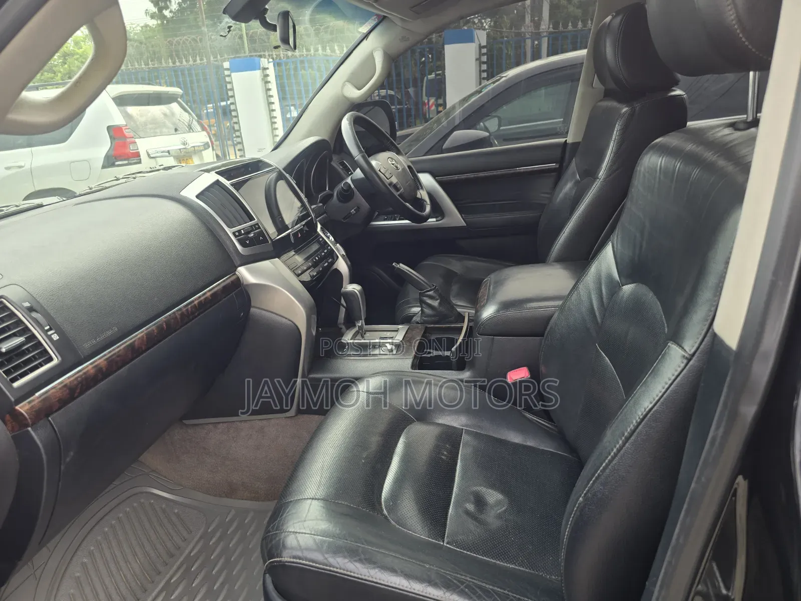 Toyota Land Cruiser 2015 Black