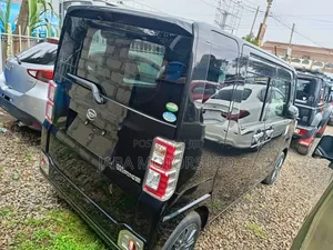 Daihatsu Wake 2017 Black
