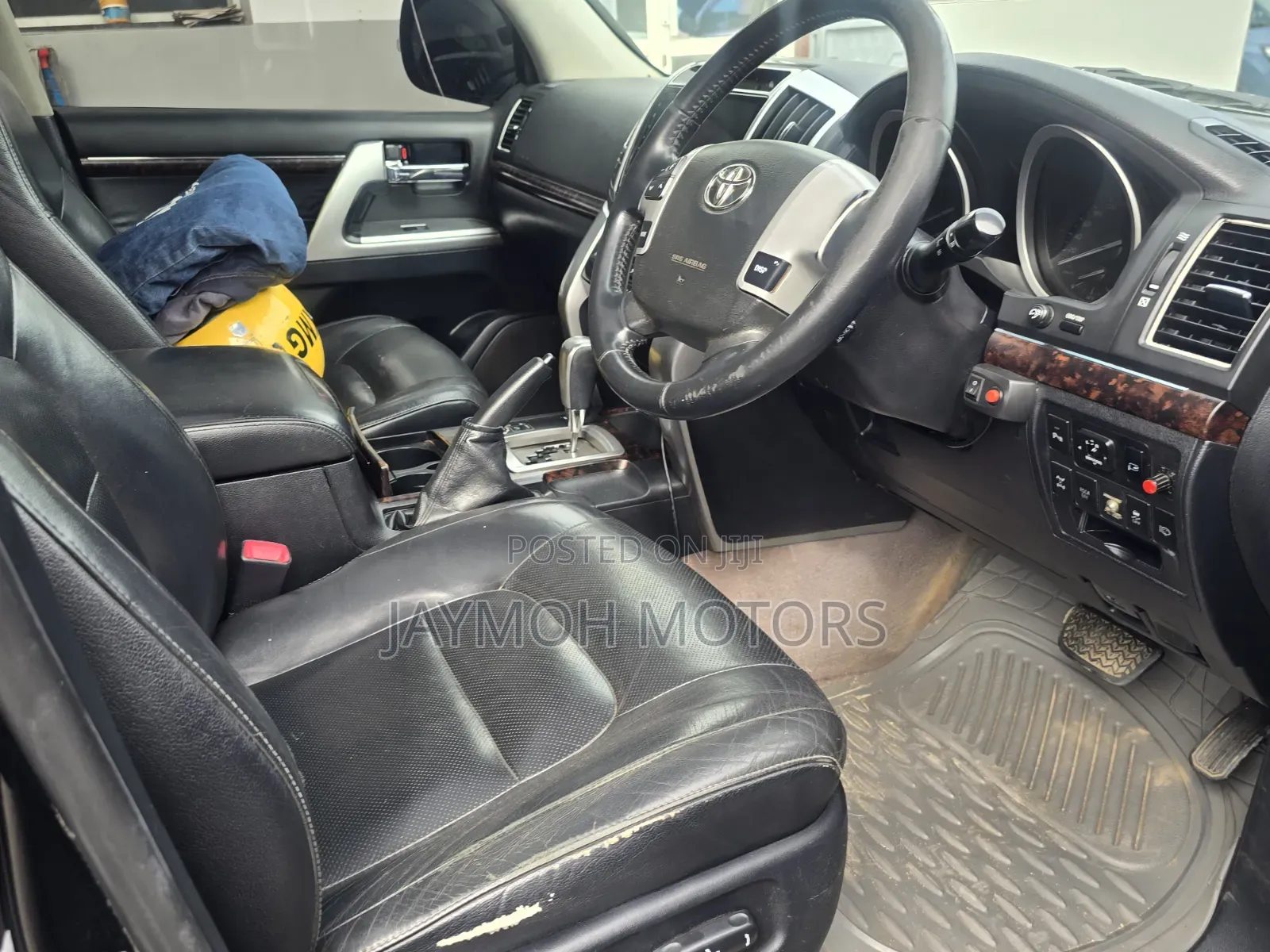 Toyota Land Cruiser 2015 Black