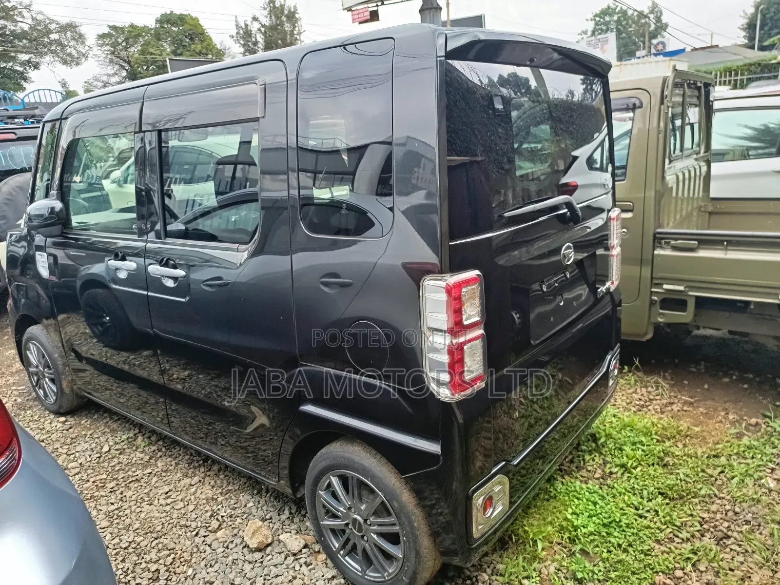 Daihatsu Wake 2017 Black