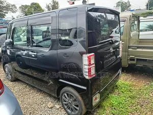 Daihatsu Wake 2017 Black