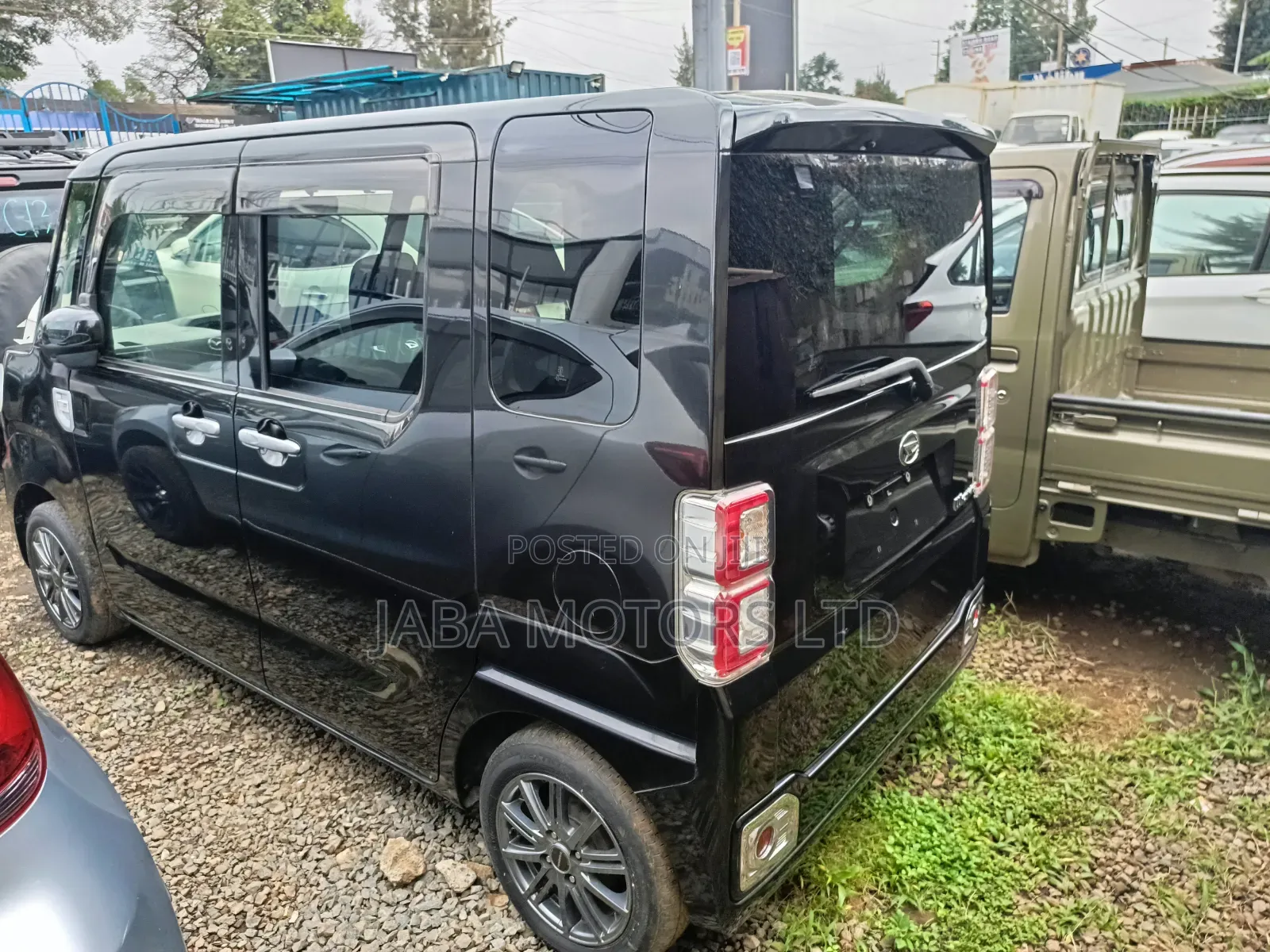 Daihatsu Wake 2017 Black
