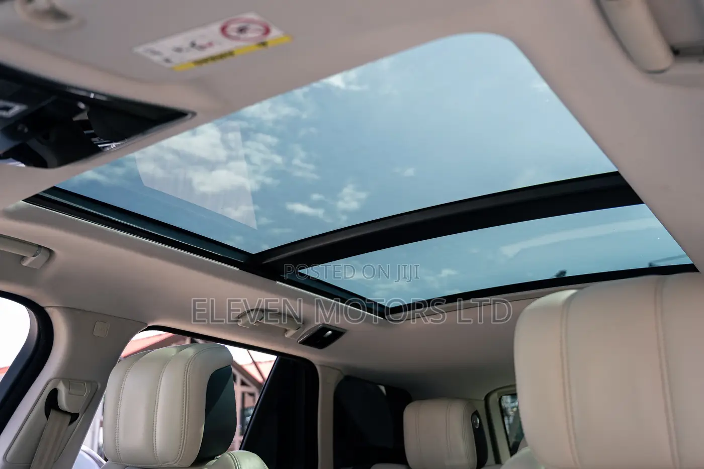 Land Rover Range Rover Vogue 2019 Black