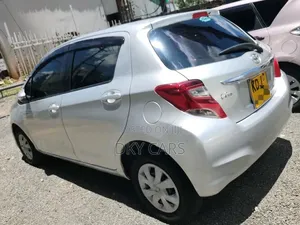 Toyota Vitz 2016