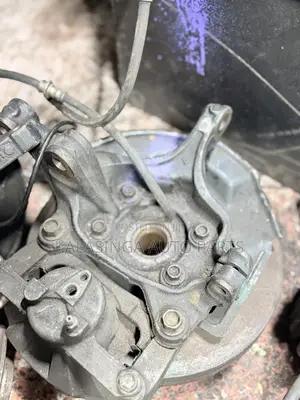 Front Hub Mazda Cx5