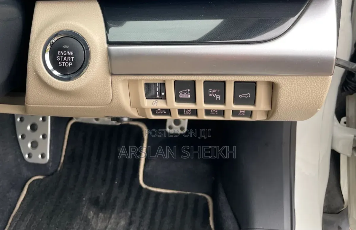 Subaru Outback 2019 White