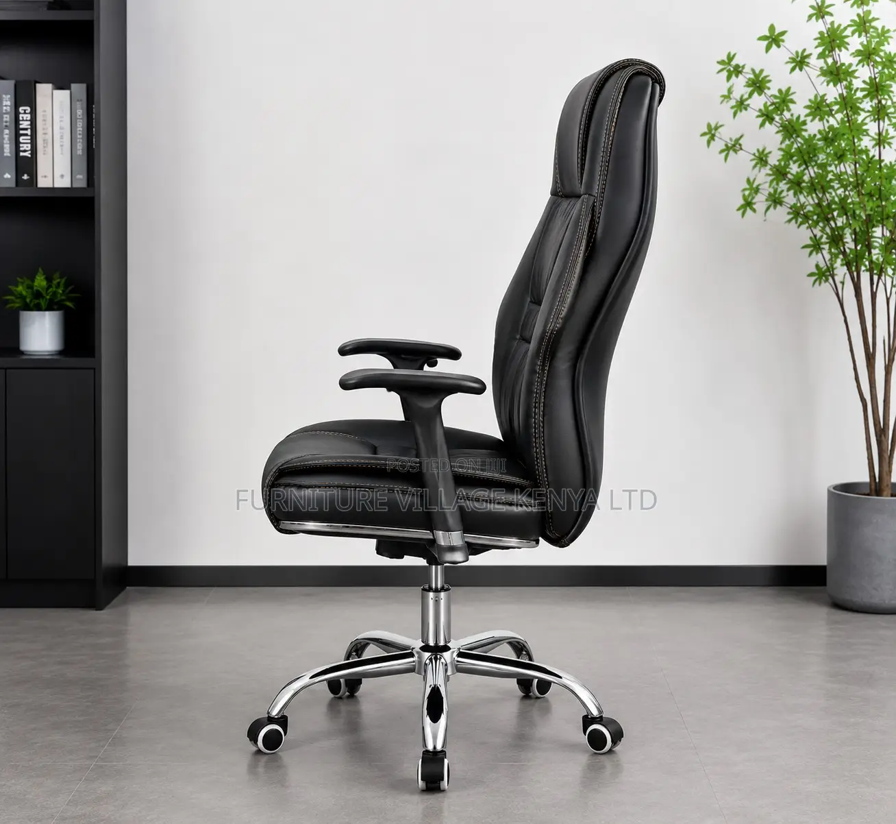 Leather Swivel Executive Office Chair.