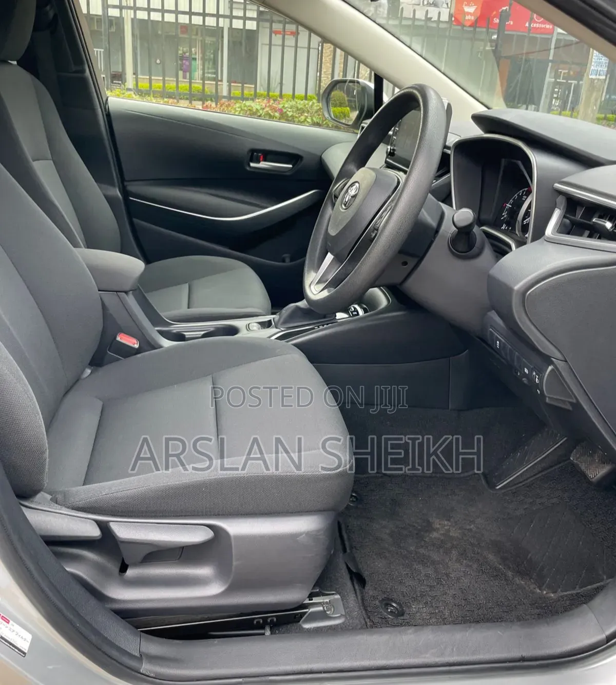 Toyota Corolla 2019 Silver