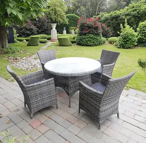 Outdoor Set: 4 Seater Wicker Dining Set With Round Glass Table