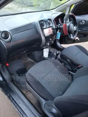 Nissan Note 2013 Maroon