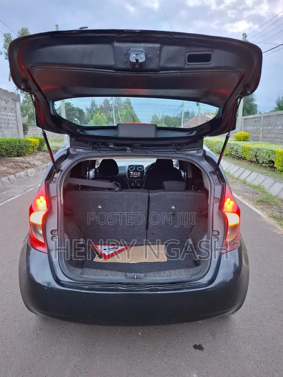 Nissan Note 2013 Maroon