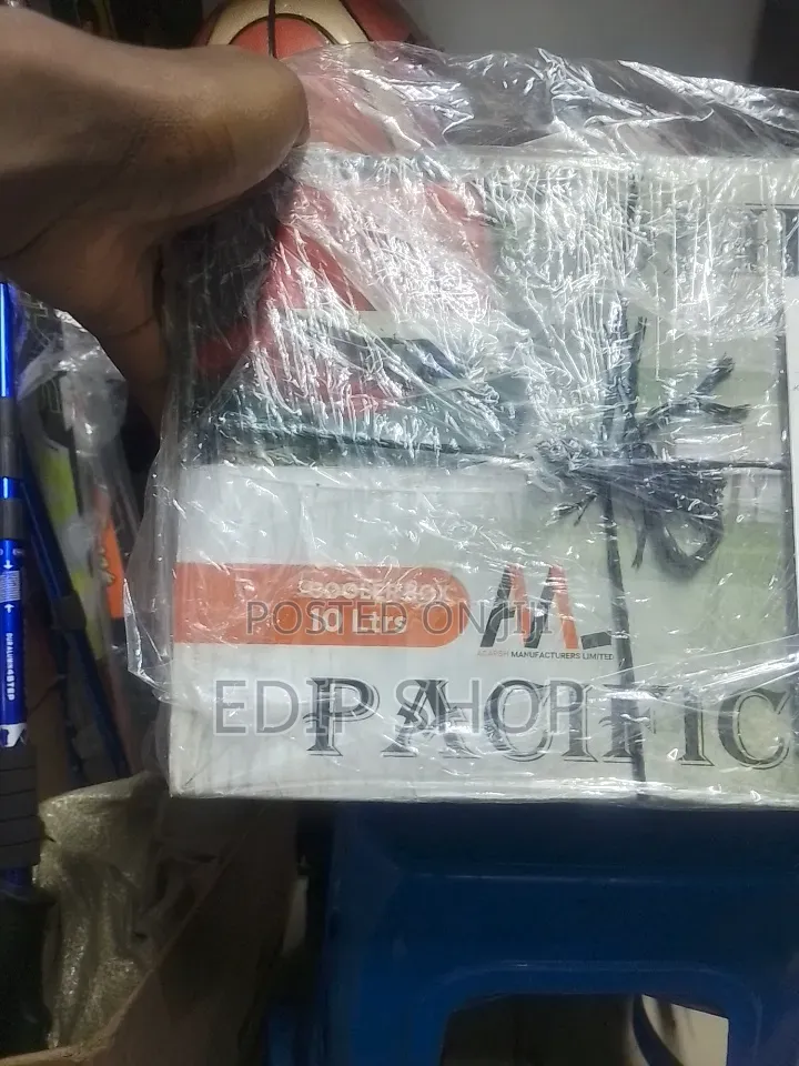 10 Litres Pacific Cooler Box.
