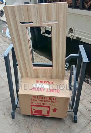 Sewing Machine With Stand Singer
