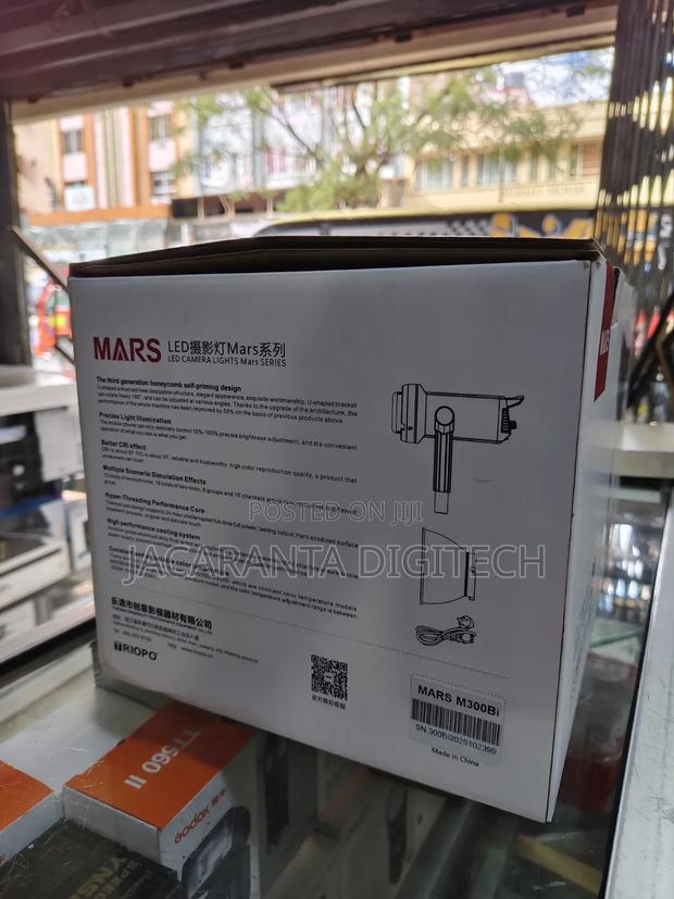 Triopo Mars M300bi 300w Bi-Color Led Video Light - thumbnail 4