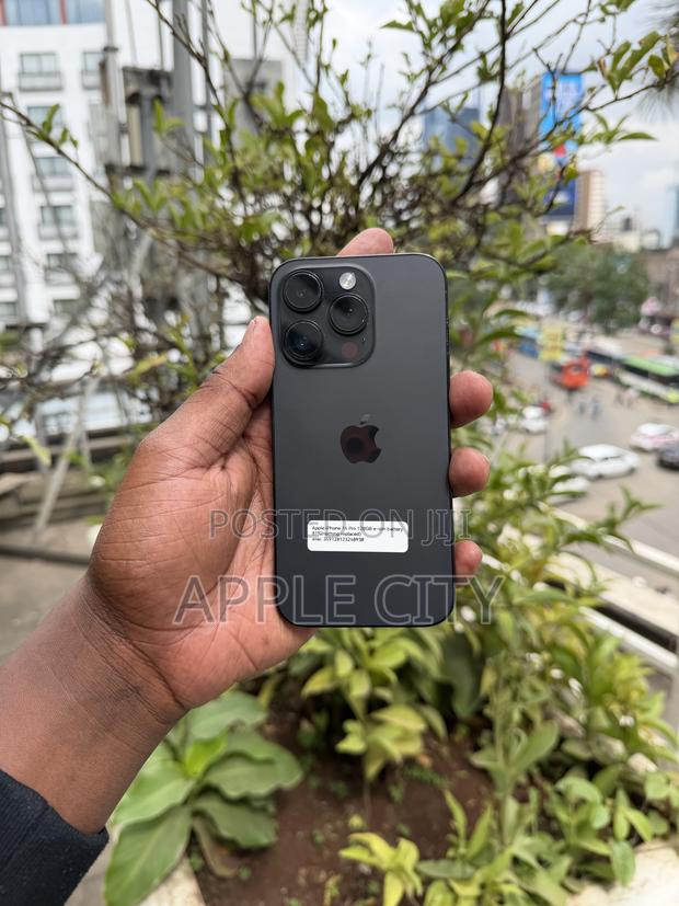 Apple iPhone 14 Pro 128 GB Black - thumbnail 3