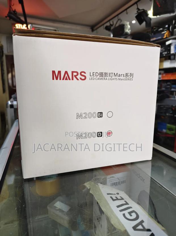 Triopo Mars M200bi Studio Led Video Lighting 200w Bi-Color - thumbnail 4