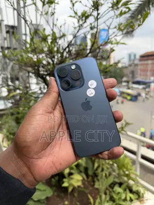 Apple iPhone 15 Pro 256 GB Blue