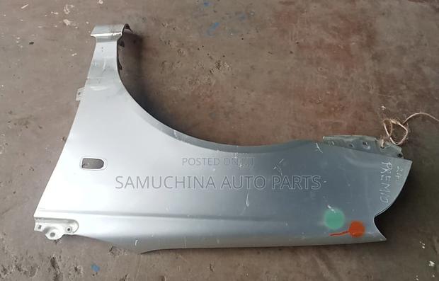 Wing/Fender Toyota Premio 240
